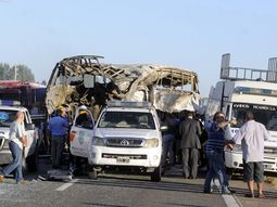 la lista completa de las personas que viajaban en el micro accidentado en mendoza la lista completa de las personas que viajaban en el micro accidentado en mendoza