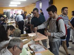 votan en cataluna, en una eleccion clave para la independencia votan en cataluna, en una eleccion clave para la independencia