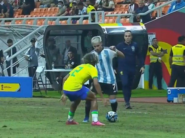 Video: el caño de Ian Subiabre ante Brasil por los cuartos del Mundial Sub-17