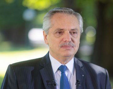 Alberto Fernández inicia esta noche su gira por Rusia