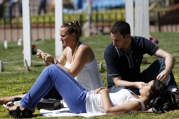 La temperatura rozó los 35° y marcó un récord en 69 años