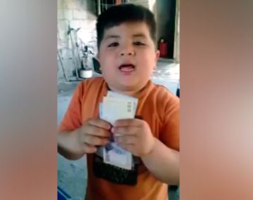 El gesto de Armani con un nene tucumano que no quería la camiseta de River