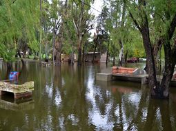 hay 7.000 evacuados y mas de 15.000 afectados por las inundaciones en el litoral hay 7.000 evacuados y mas de 15.000 afectados por las inundaciones en el litoral