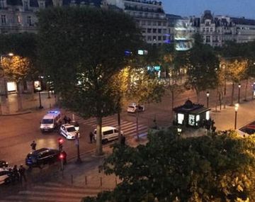 Al menos dos muertos en un tiroteo en París
