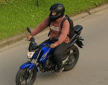 Alerta en Ituzaingó por un moto abusador que ataca a mujeres en la calle