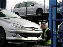 Peugeot despide a unos 8 mil trabajadores en Francia