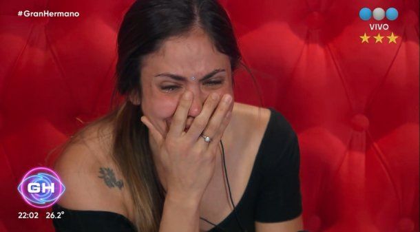 Gran Hermano: Romina quebró hasta las lágrimas tras recibir un mensaje de sus hijas