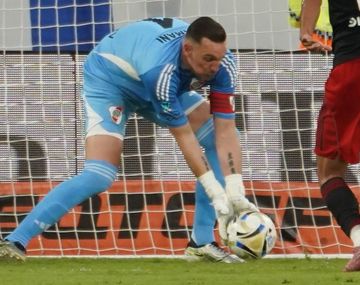 Por qué Franco Armani salió en el entretiempo de Vélez vs. River