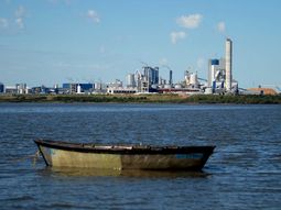 uruguay autoriza a botnia a aumentar su produccion uruguay autoriza a botnia a aumentar su produccion