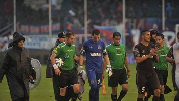 no salio a flote: por el temporal, se suspendieron 12 partidos no salio a flote: por el temporal, se suspendieron 12 partidos