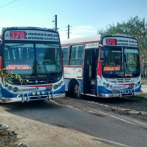 Un chofer de la línea 378 fue baleado en la cara y la mano en un intento de robo. Está fuera de peligro