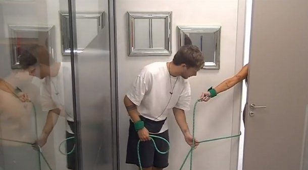 Las dificultades de Thiago para ir al baño por la prueba de Gran Hermano: No puedo cag... así
