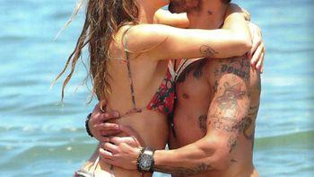 pocho lavezzi y yanina screpante calentaron las playas de punta del este pocho lavezzi y yanina screpante calentaron las playas de punta del este