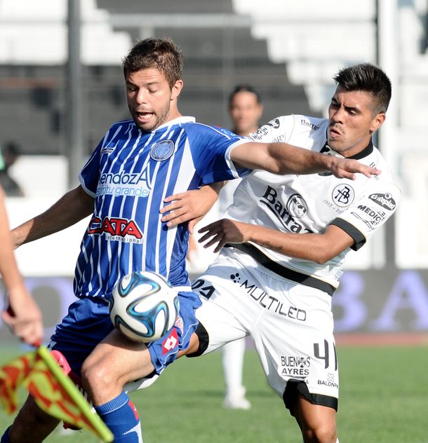 All Boys y Godoy Cruz no se sacaron ventajas en una final por el descenso