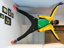usain bolt llego a rio de janeiro y se saco esta foto: ¿es real? usain bolt llego a rio de janeiro y se saco esta foto: ¿es real?