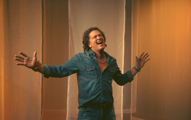 Te dedico, el primer adelanto del nuevo álbum de Carlos Vives
