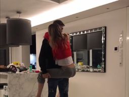 ¿Y la lesión en la espalda? Los hinchas del Chelsea, furiosos por este video de su goleador