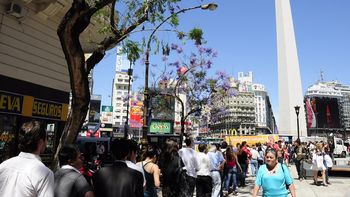 instalan una heladeria gigante en el obelisco: conoce las actividades y descuentos instalan una heladeria gigante en el obelisco: conoce las actividades y descuentos