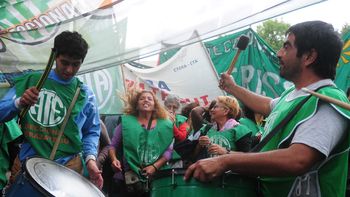 paro y movilizacion de trabajadores de ate y la cta de pablo micheli paro y movilizacion de trabajadores de ate y la cta de pablo micheli