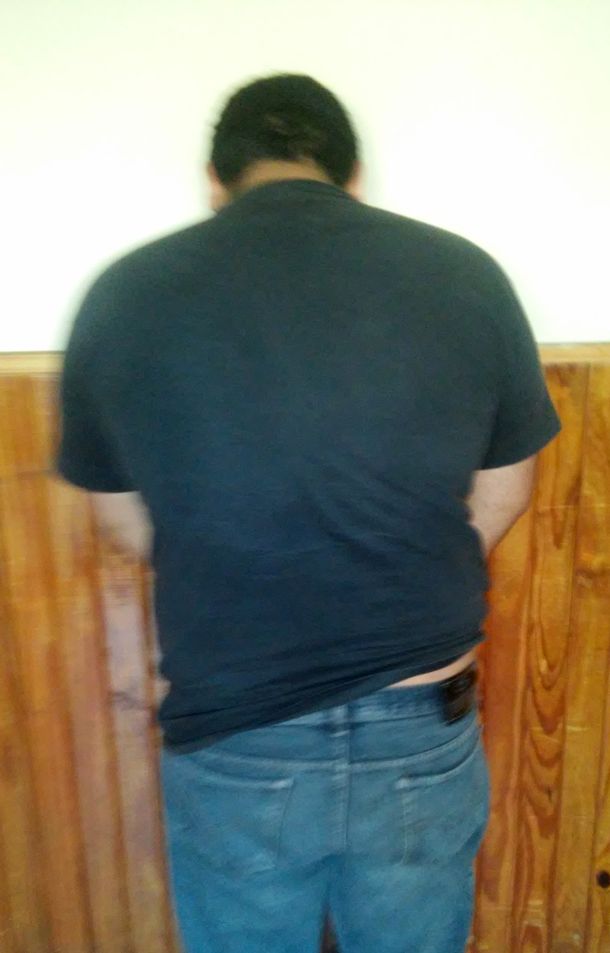 Golpeó y amenazó de muerte a su mujer con un arma de fuego