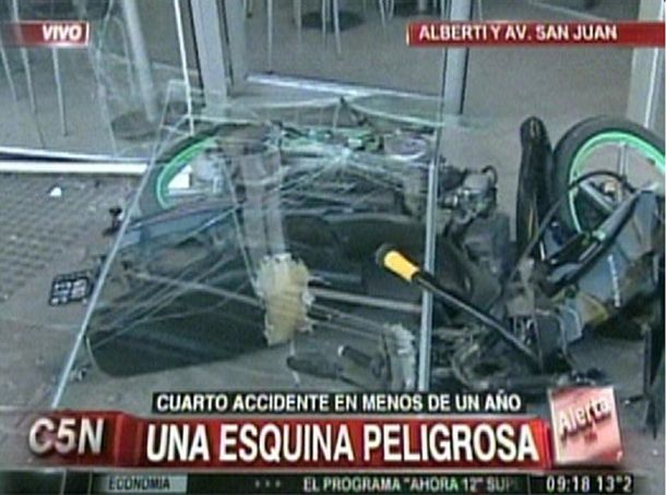 Otro accidente en San Juan y Alberti: ya hubo cuatro choques en menos de un año