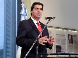 capitanich: macri y massa buscan la impunidad capitanich: macri y massa buscan la impunidad