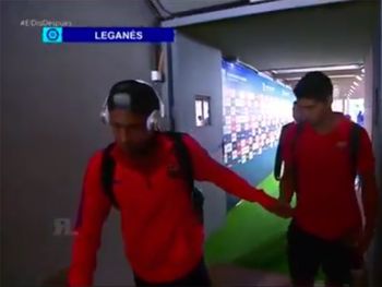 El desagradable regalo de Neymar a Luis Suárez