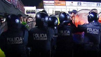cuatro jugadores de patronato siguen demorados tras los incidentes en el partido con barracas cuatro jugadores de patronato siguen demorados tras los incidentes en el partido con barracas