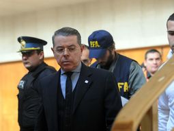 los duros fundamentos de la camara para apartar a oyarbide los duros fundamentos de la camara para apartar a oyarbide