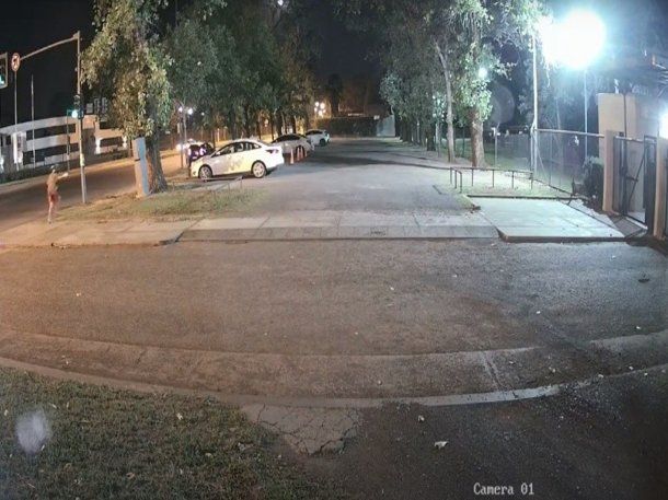 Balearon un canal de TV en Rosario: Vamos a matar a un policía todos los días