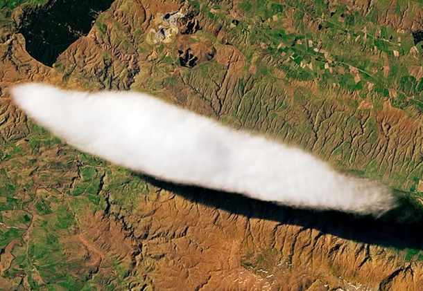 La extraña nube que no se mueve que llamó la atención de la NASA