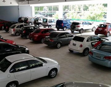 Bajas ventas de autos usados