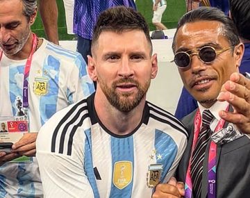 Salt Bae se arrepintió de haber tocado la Copa del Mundo en Qatar 