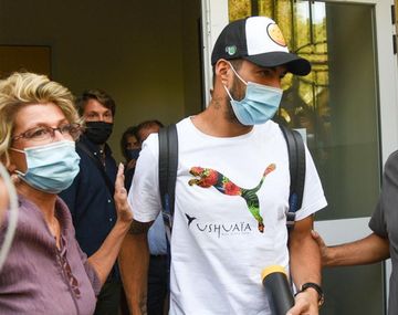 Luis Su&aacute;rez llegando a Tur&iacute;n