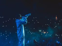 rusherking canto en el luna park y tuvo una polemica actitud con sus fans rusherking canto en el luna park y tuvo una polemica actitud con sus fans