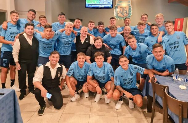 La Sub 20 de Mascherano ya está en Colombia para jugar el Sudamericano