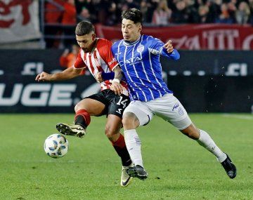 Estudiantes vs Godoy Cruz.