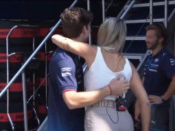 El cariñoso abrazo de Colapinto a Christine GZ en su debut en la F1