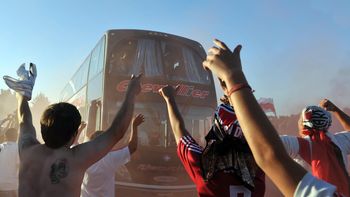 river y ramon diaz fueron recibidos por una multitud en tandil river y ramon diaz fueron recibidos por una multitud en tandil