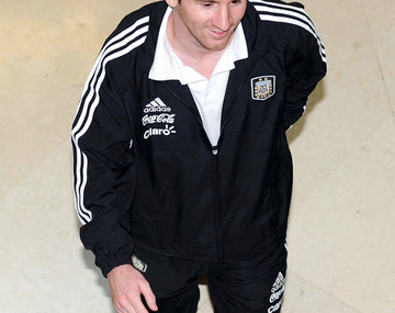 Lionel Messi encabezó la llegada de la Selección a Chile