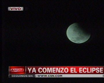 ¿Te lo perdiste? mirá el momento en que la Luna se tiñó de rojo el año pasado
