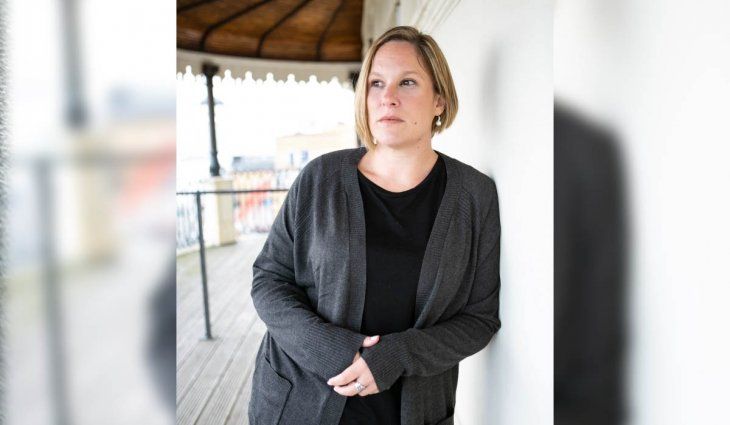 Abuso sexual: Sarah mató al vecino que violó a su hijo de 12 años y a otros dos chicos