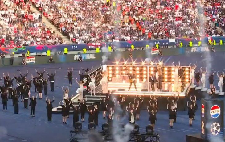 The Killers en la Final de la Champions League