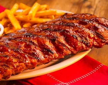 A buscar los baberos para comer ribs