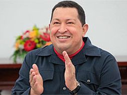 Chávez regaló una casa a su seguidora 3 millones