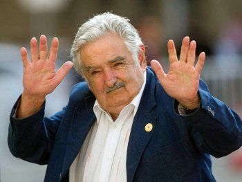 Pepe Mujica se recupera tras su operación de urgencia: no tenía una espina clavada en el esófago