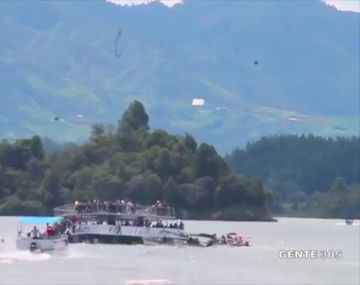 VIDEO: El momento exacto en el que se hunde el barco en Colombia