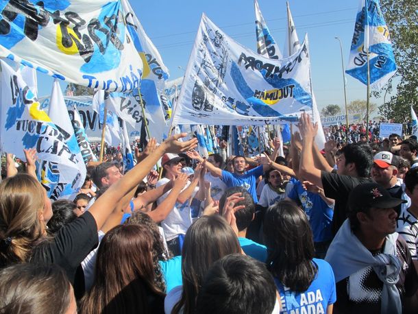 La Cámpora realizó un plenario en apoyo a la Presidente