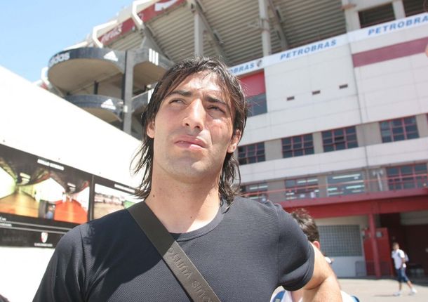 En México están indignados por la actitud de Ernesto Farías