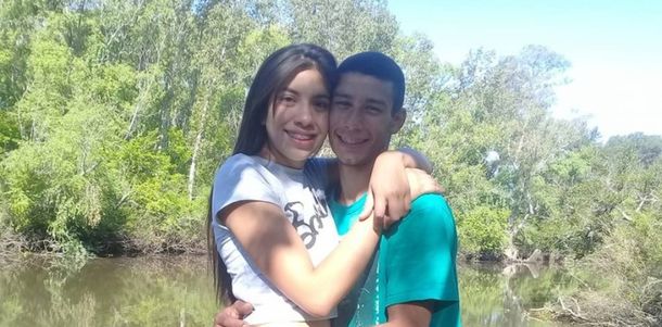 Bianca Garraza junto a su novio